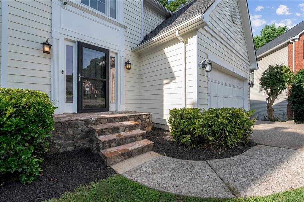 620 Brook Landing Court - Photo 4