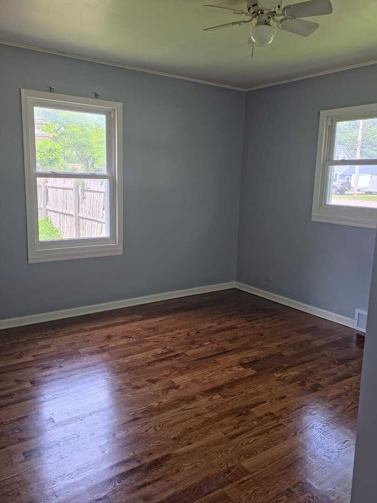 9154 Ridgeland Avenue - Photo 5