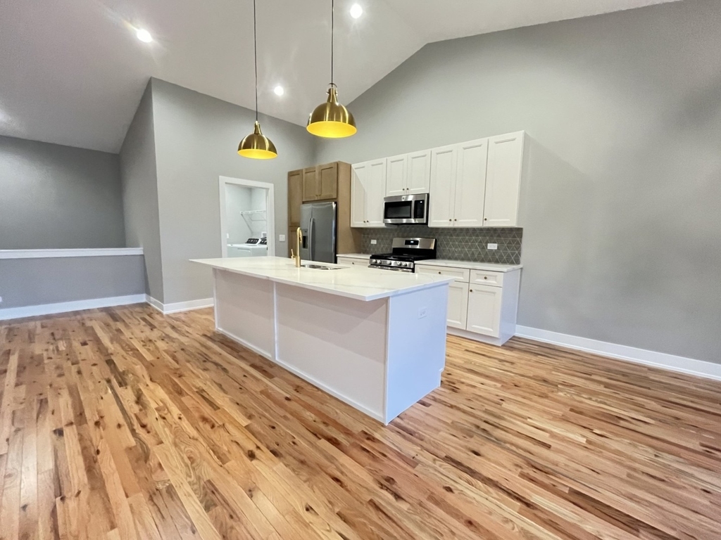974 Meadow Lane - Photo 6