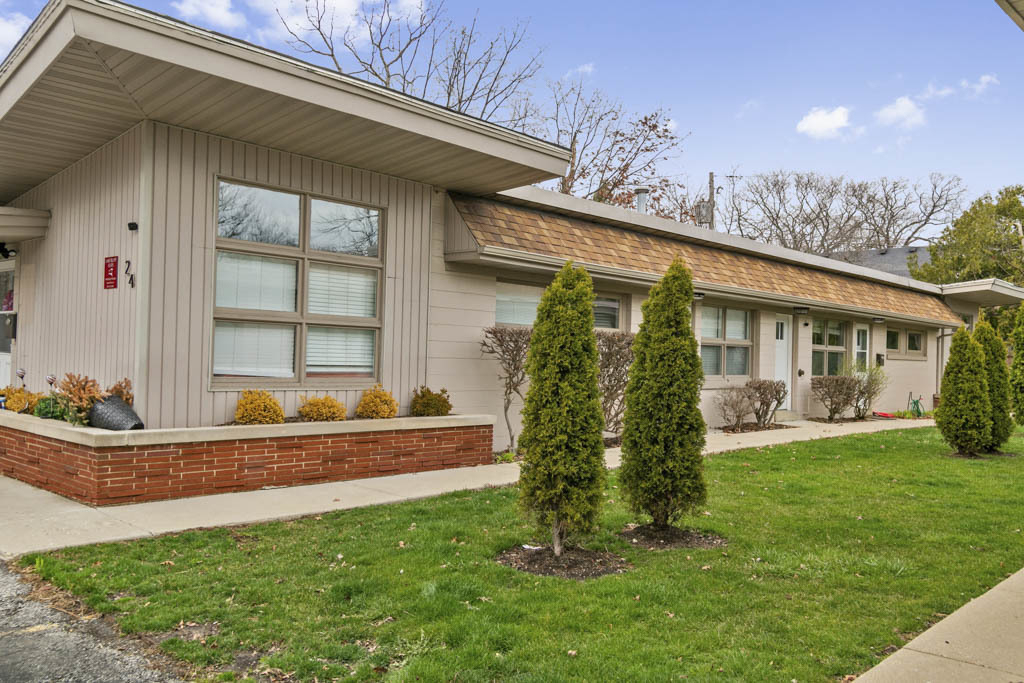 26 E Washington Avenue - Photo 0