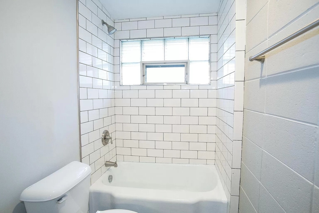26 E Washington Avenue - Photo 6