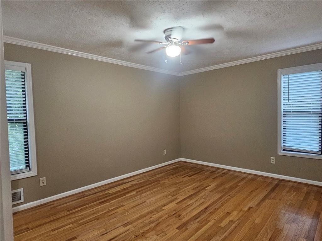 395 Monivea Lane - Photo 18