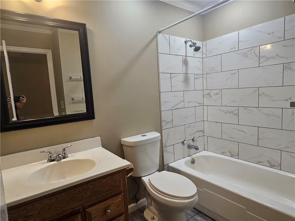 395 Monivea Lane - Photo 14