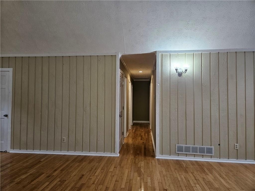 395 Monivea Lane - Photo 7