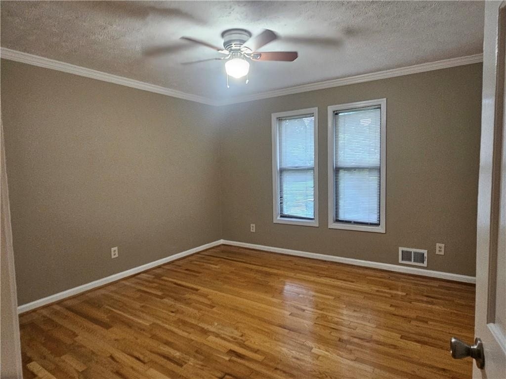 395 Monivea Lane - Photo 17