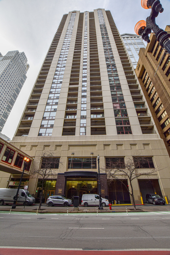 200 N Dearborn Street - Photo 0