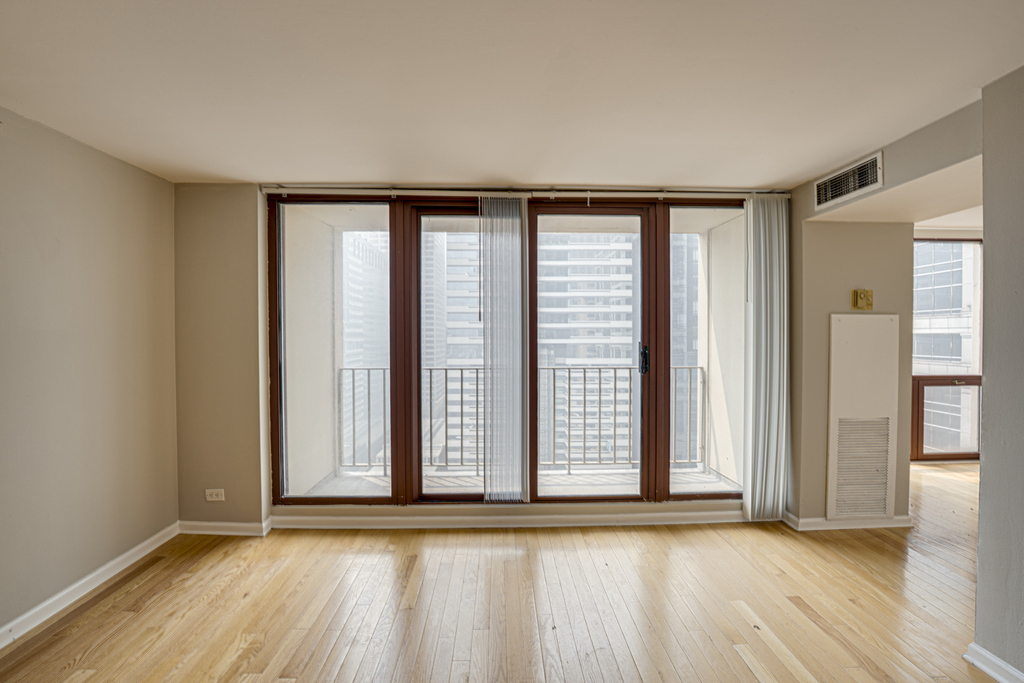 200 N Dearborn Street - Photo 9