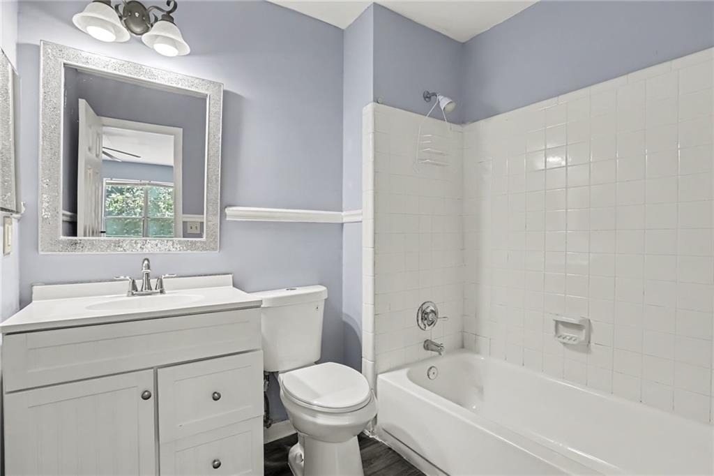 5582 Stonington Trace Parkway - Photo 10