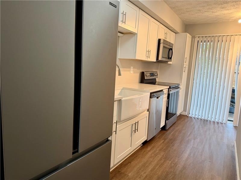 1059 Mariners Drive - Photo 1