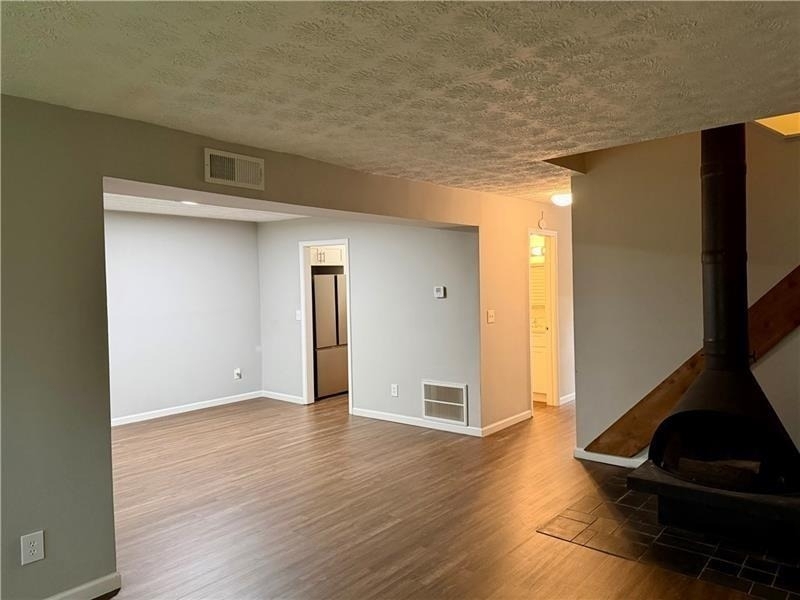1059 Mariners Drive - Photo 7