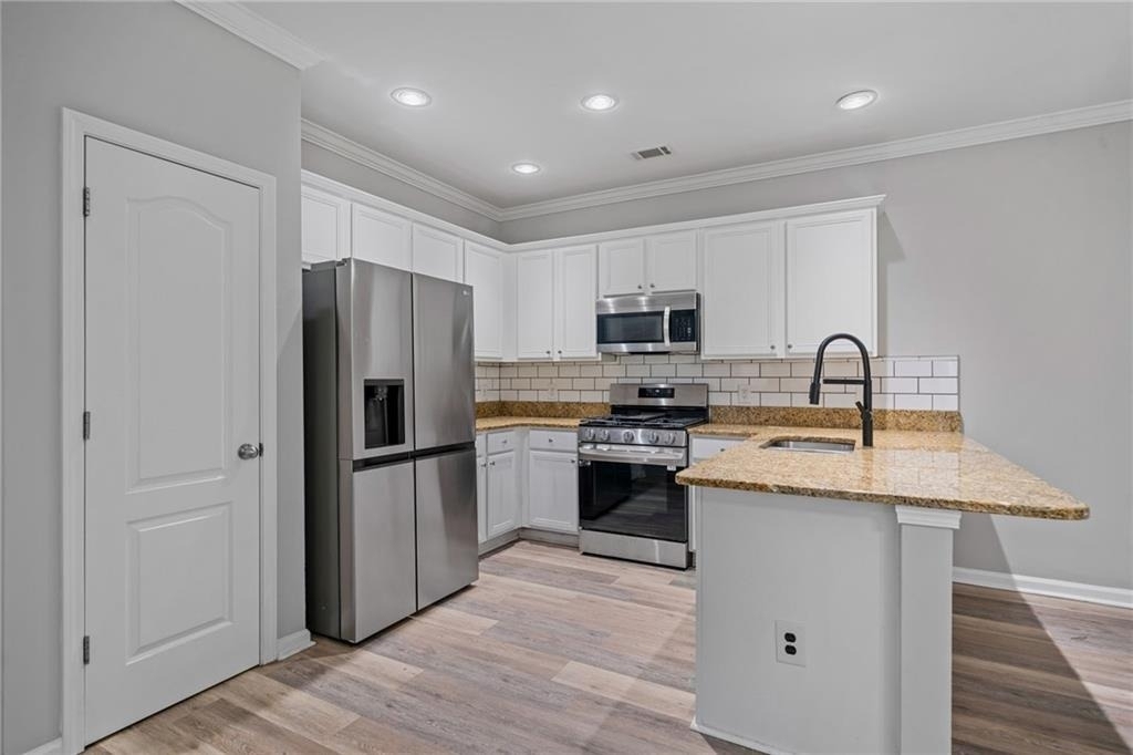 950 Firethorne Pass - Photo 1
