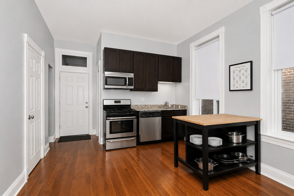 841 N Damen Avenue - Photo 7