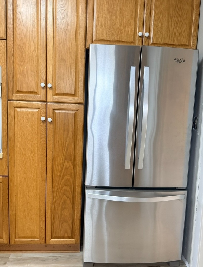 618 E 12th Street - Photo 18