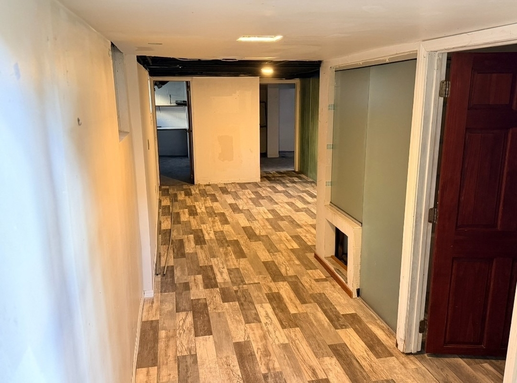 618 E 12th Street - Photo 20
