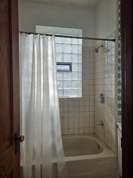 931 W 31st Street - Photo 4
