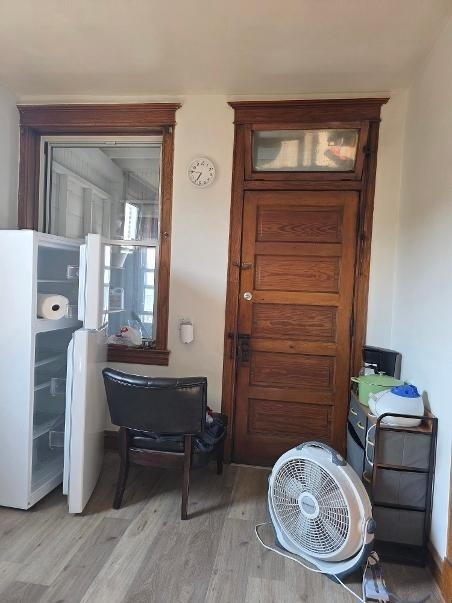 931 W 31st Street - Photo 7