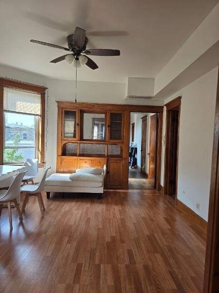 931 W 31st Street - Photo 10
