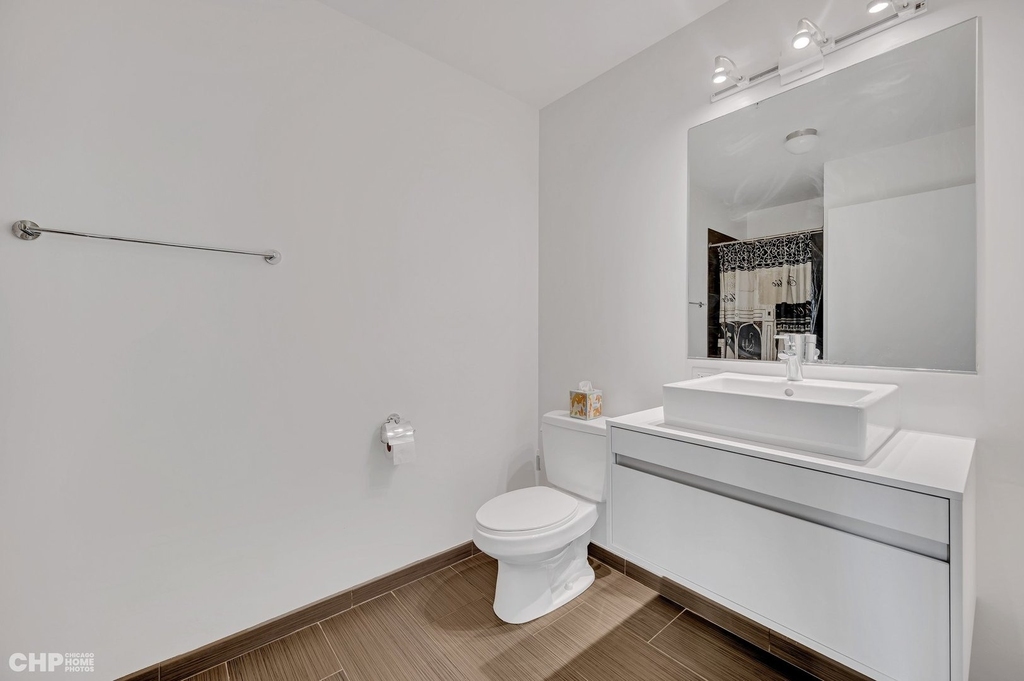 1345 S Wabash Avenue - Photo 8