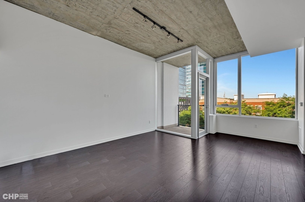 1345 S Wabash Avenue - Photo 3