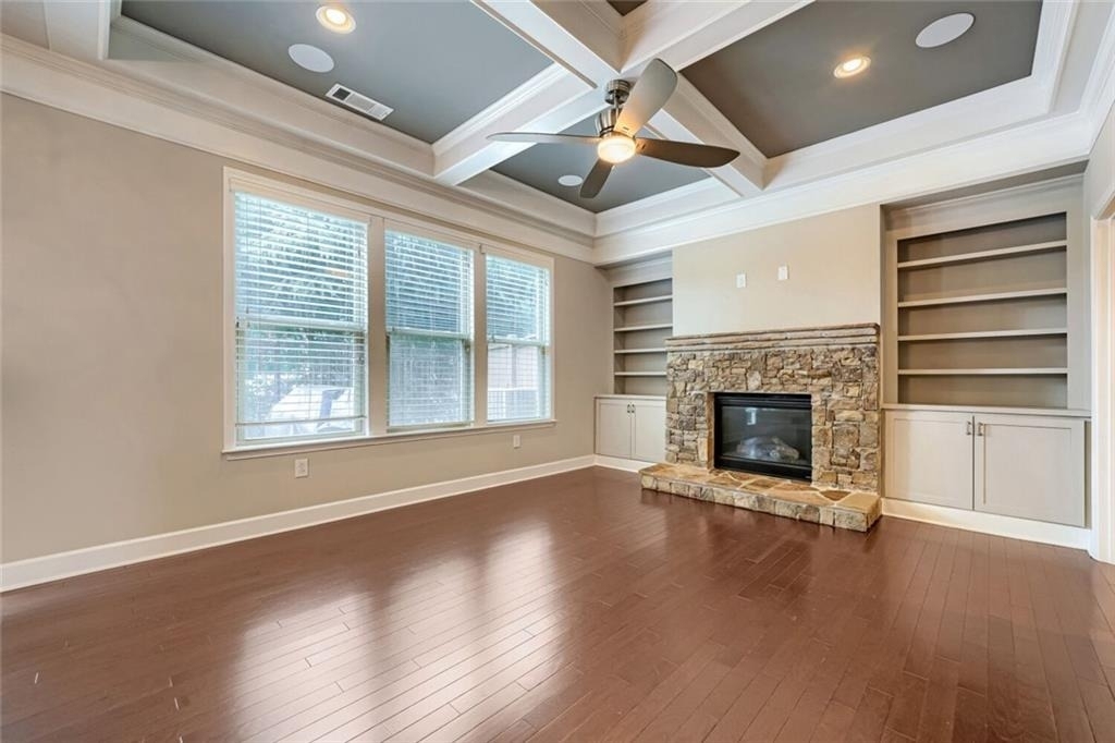 2464 Norwood Drive Se - Photo 9