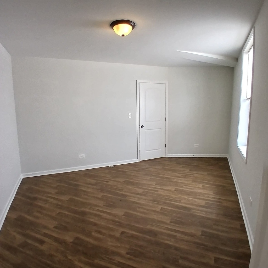 7606 N Paulina Street - Photo 9