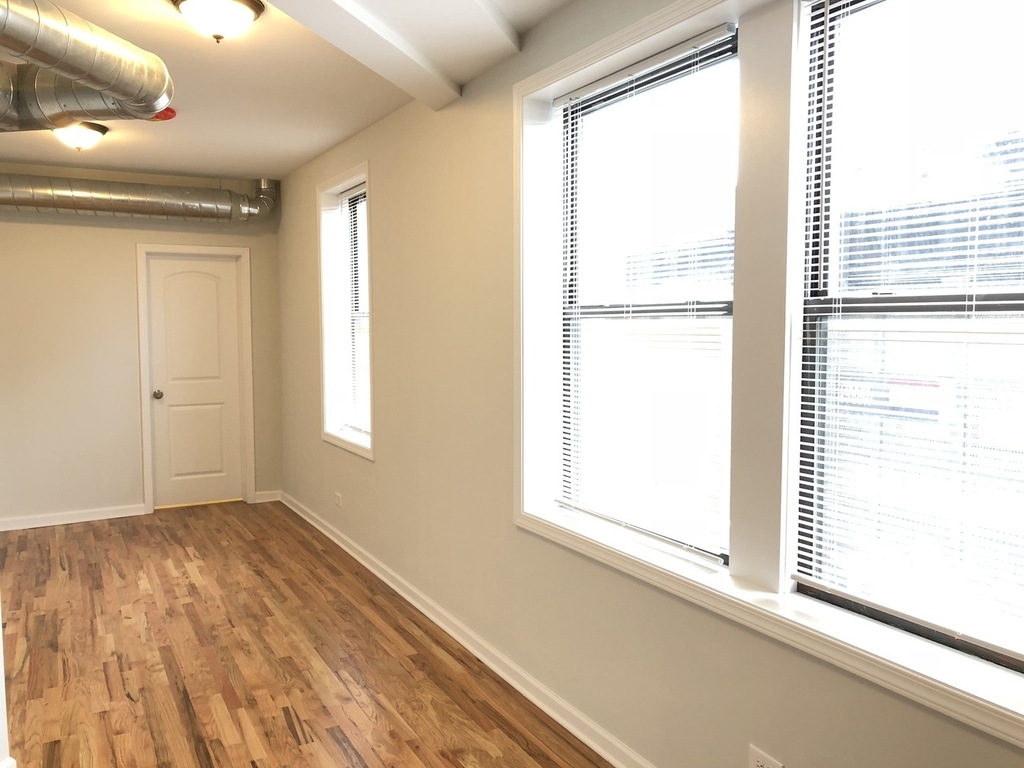 7606 N Paulina Street - Photo 3