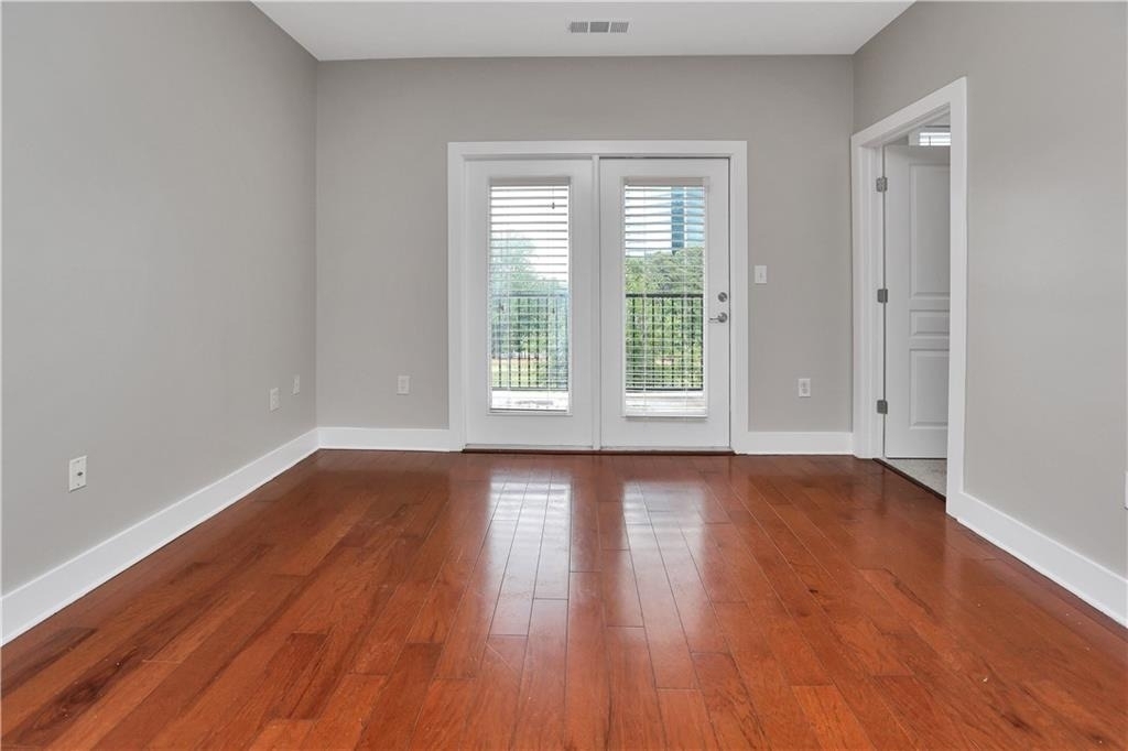 799 Hammond Drive - Photo 10