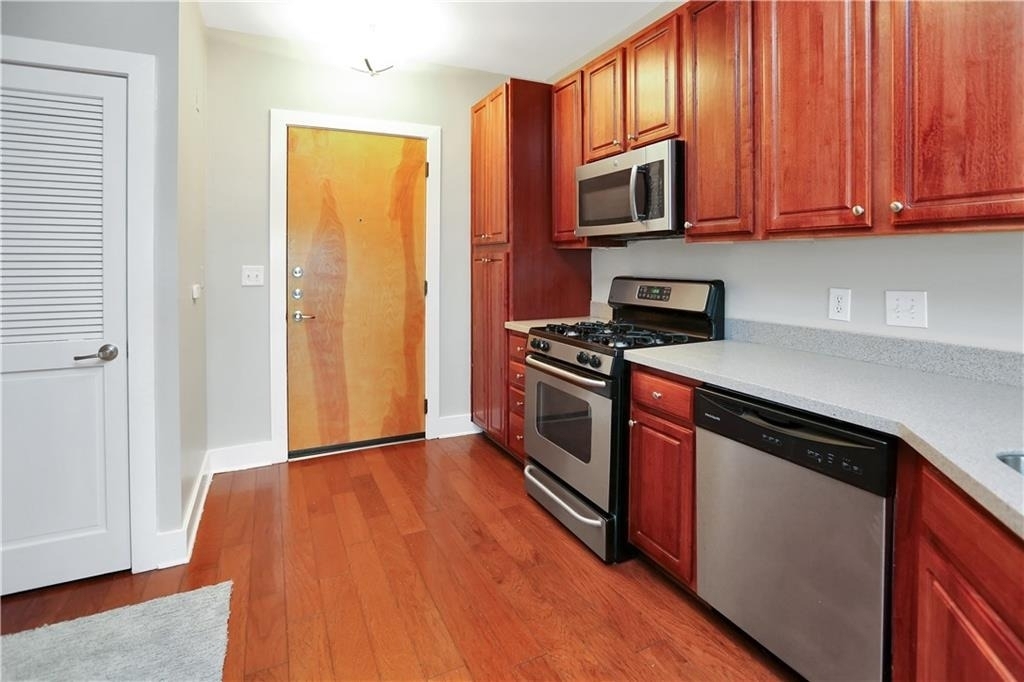 799 Hammond Drive - Photo 14