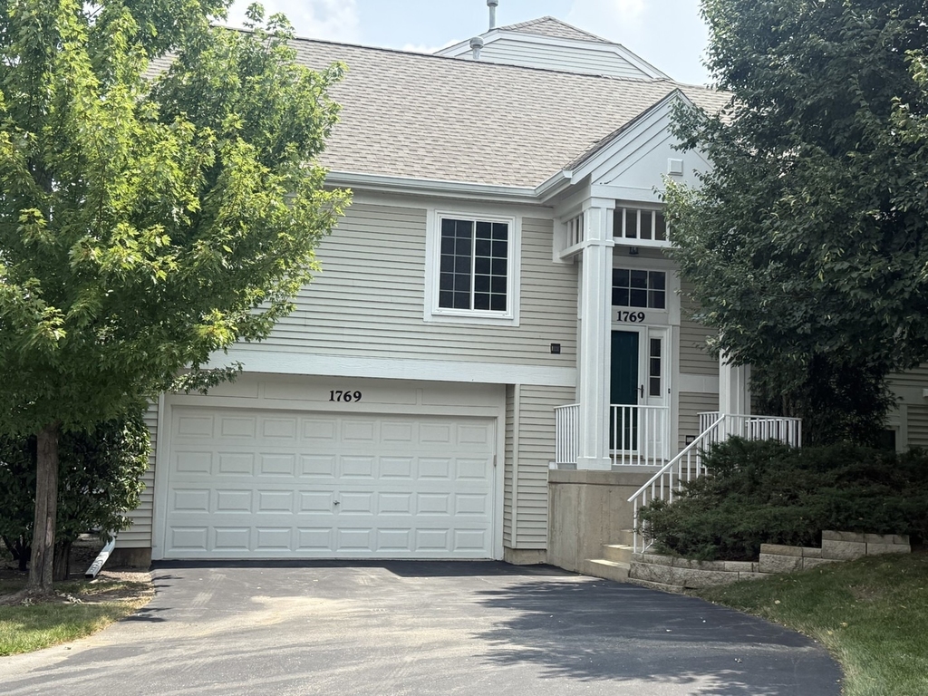 1769 Concord Drive - Photo 0