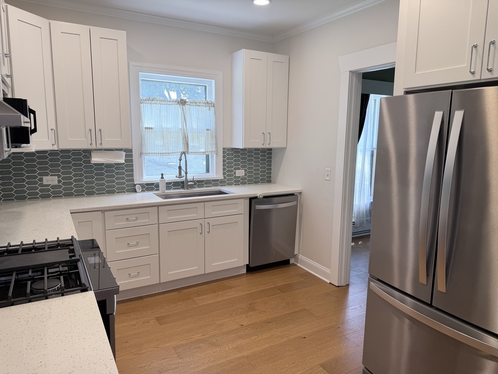 124 E Sunnyside Avenue - Photo 8