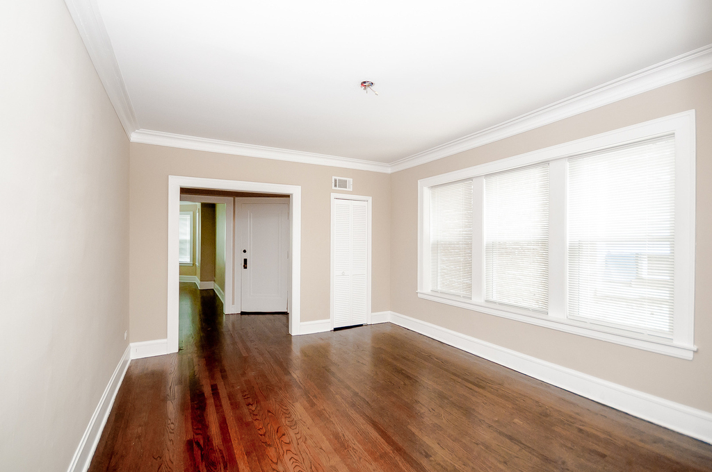 2433 W Fargo Avenue - Photo 6