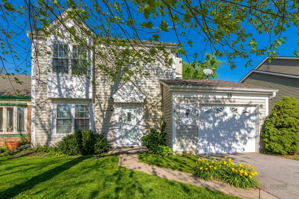 18 Bedford Road - Photo 0