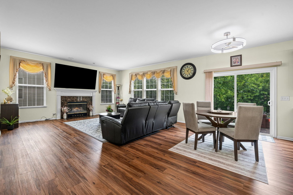 126 Redmond Drive - Photo 9