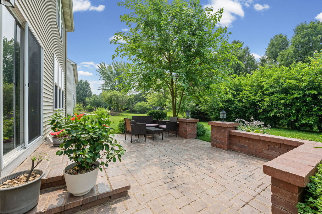 126 Redmond Drive - Photo 23