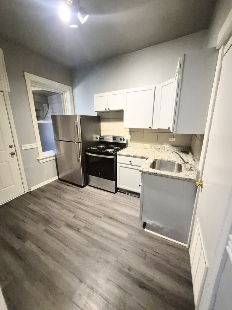 6622 S Saint Lawrence Avenue - Photo 5