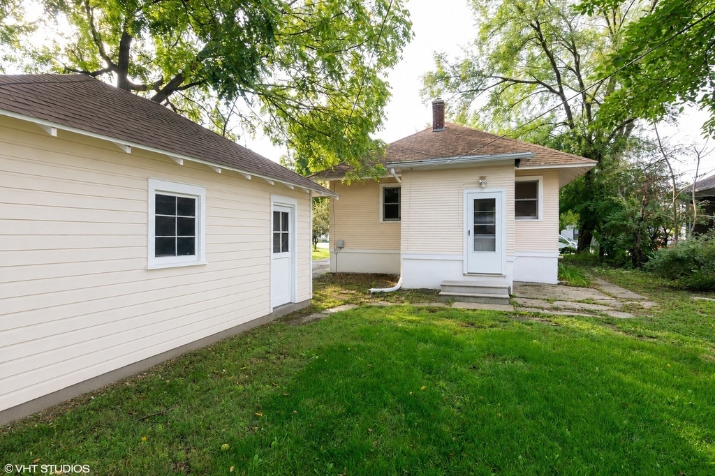 656 Bluff City Boulevard - Photo 12