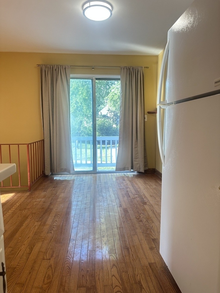 1284 Prairie Avenue - Photo 8