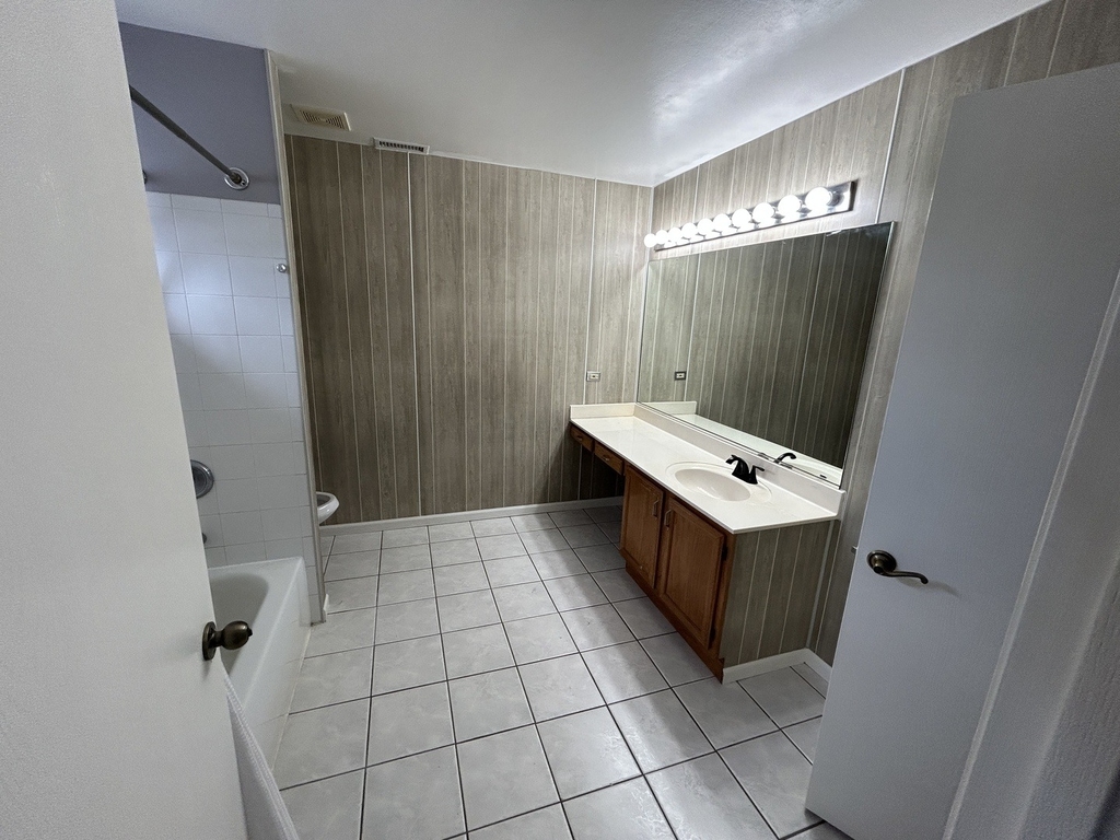 935 Viewpoint Drive - Photo 15