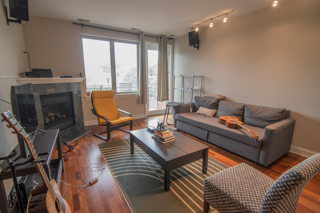 4950 N Western Avenue - Photo 1
