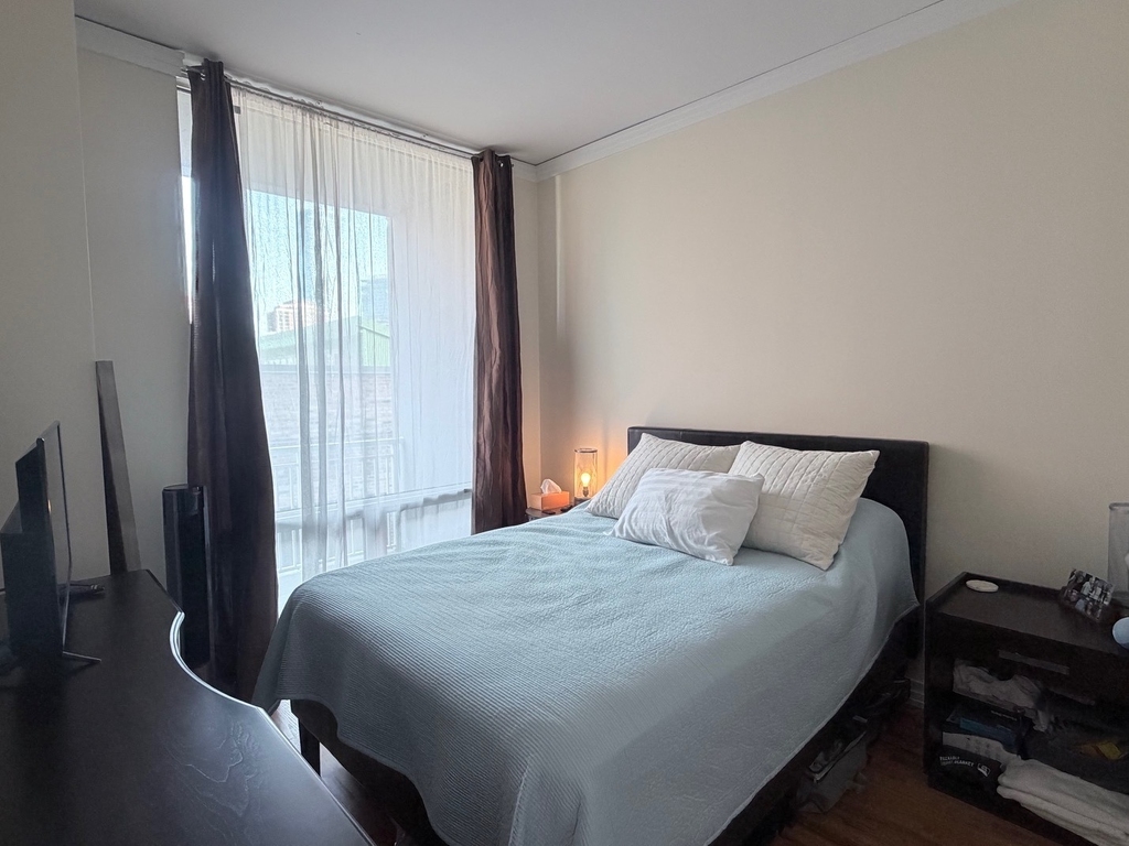 170 W Polk Street - Photo 7
