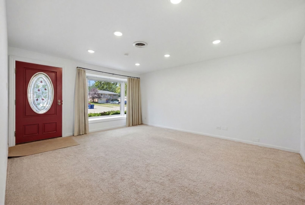 1624 W Weathersfield Way - Photo 9