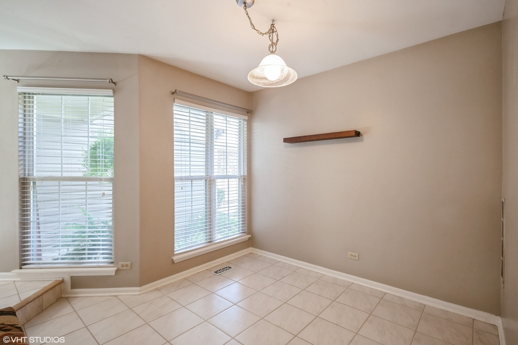 707 Clover Hill Court - Photo 9