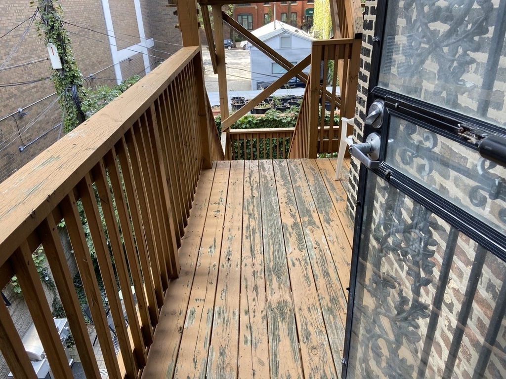 1760 N Clark Street - Photo 10