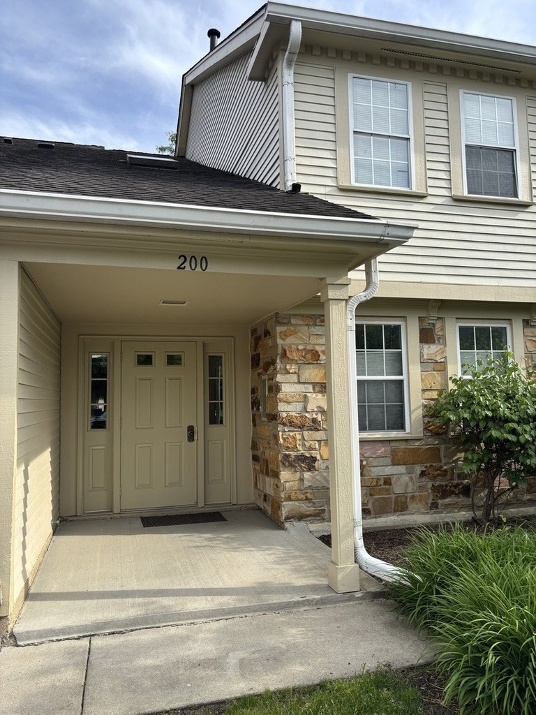 200 Dublin Lane - Photo 0