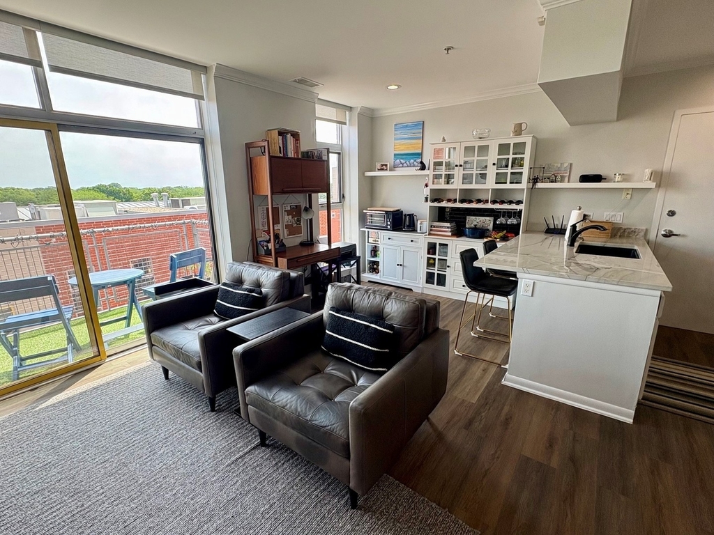 1222 Chicago Avenue - Photo 4