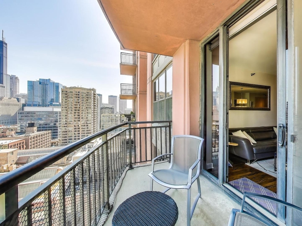330 N Jefferson Street - Photo 22