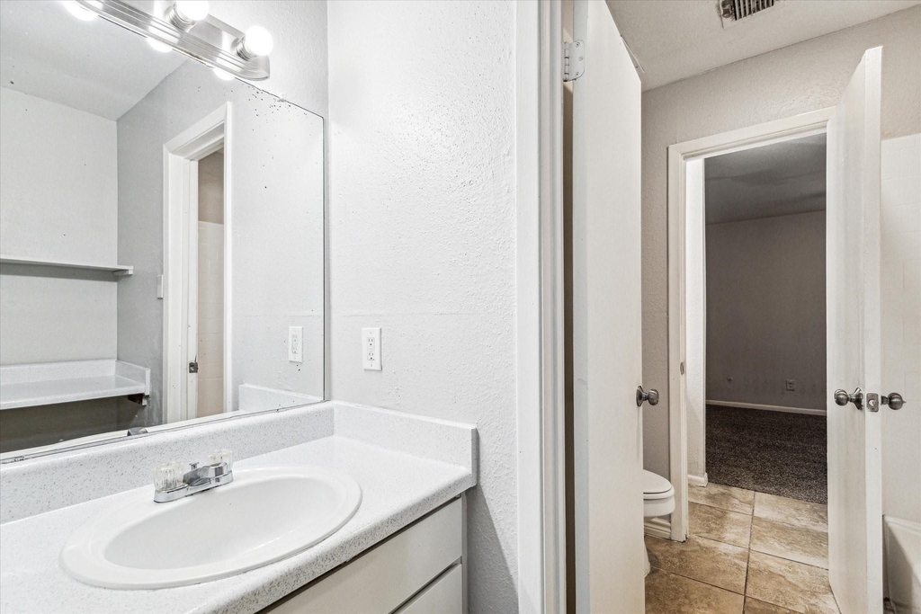 7805 Fuqua Street - Photo 8