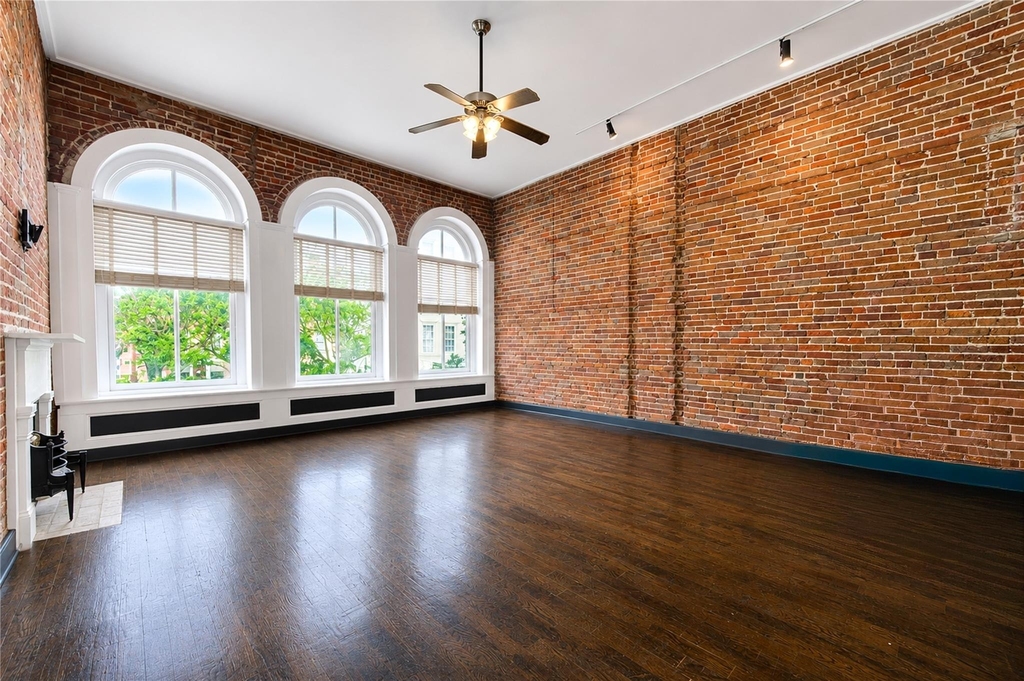 213 Tremont Street - Photo 1