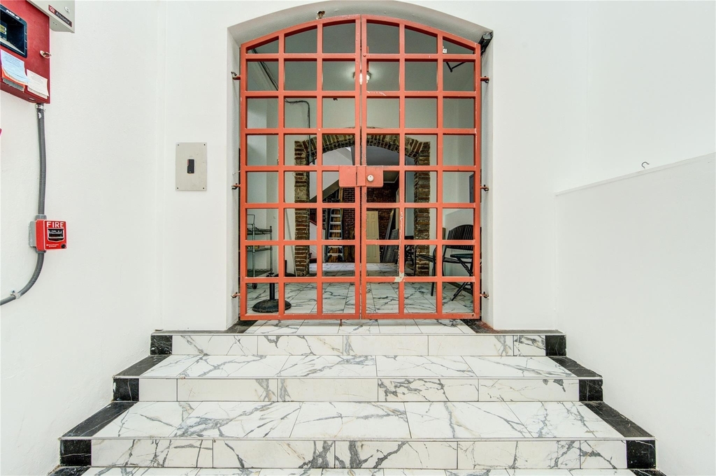 213 Tremont Street - Photo 23