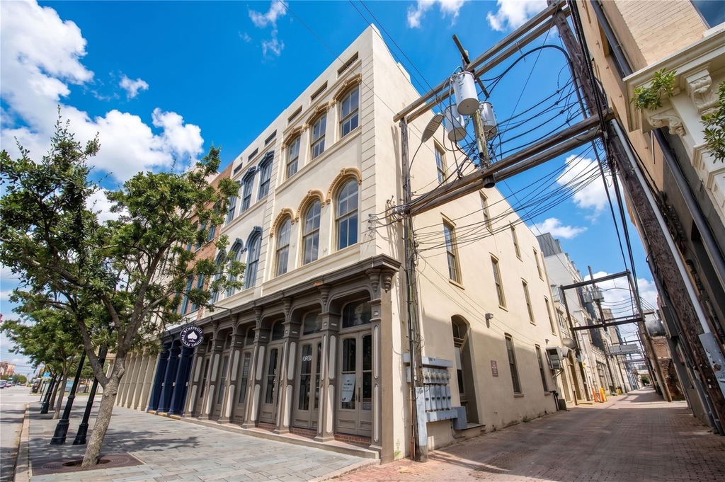 213 Tremont Street - Photo 27